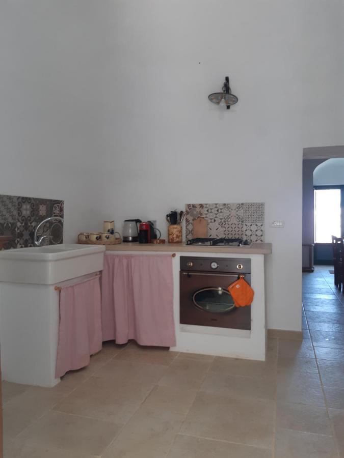Il Trullo Bianco A Masseria Santalachicca Masseria Orimini Exterior foto