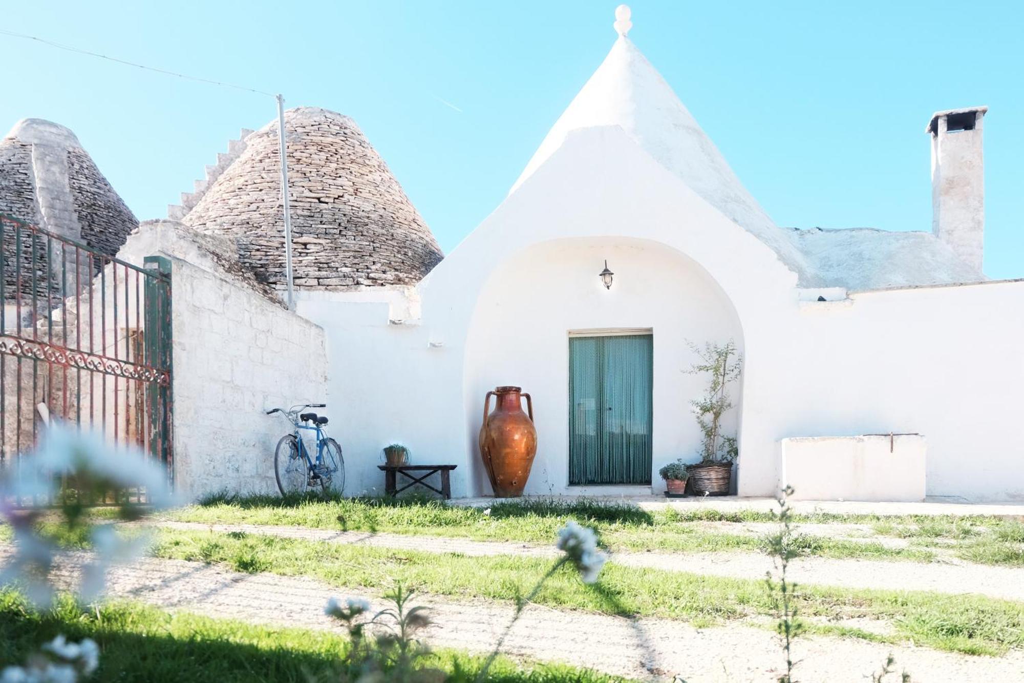 Il Trullo Bianco A Masseria Santalachicca Masseria Orimini Exterior foto