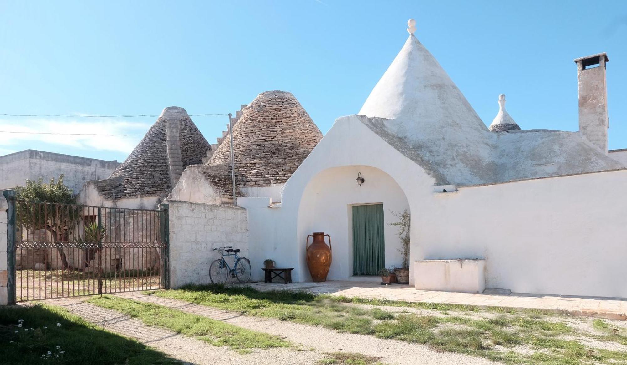 Il Trullo Bianco A Masseria Santalachicca Masseria Orimini Exterior foto